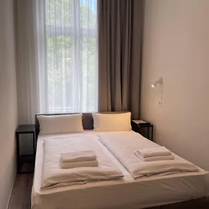 Blue - Minimalist Boutique Pensjonat Berlin